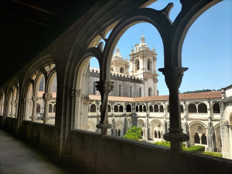From Lisbon: Day Tour to Tomar, Batalha and Alcobaça UNESCOs - Key Points