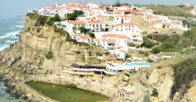 From Lisbon: Ericeira, Azenhas do Mar & Mafra Palace Private - The Iconic Azenhas do Mar