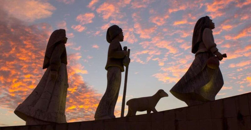 from-lisbon-fatima-and-the-three-little-shepherds-house