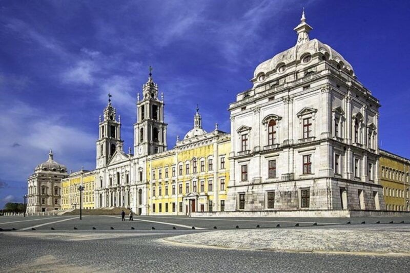 from-lisbon-fatima-batalha-and-mafra-convent-obidos-tour