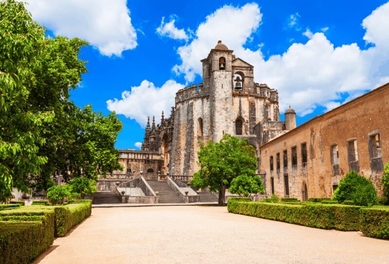 From Lisbon: Fátima, Batalha, Nazaré, and Óbidos  Small groups - Who Will Love This Tour?