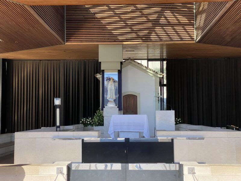 from-lisbon-fatima-batalha-nazare-and-obidos-tour-by-van