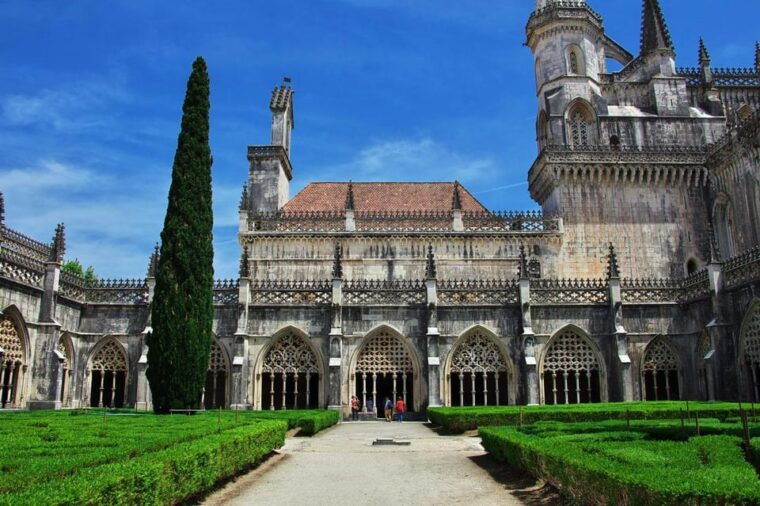 from-lisbon-fatima-batalha-nazare-obidos-small-group