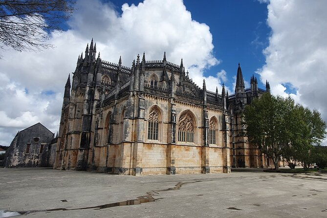 from-lisbon-fatima-nazare-obidos-batalha-private-tour