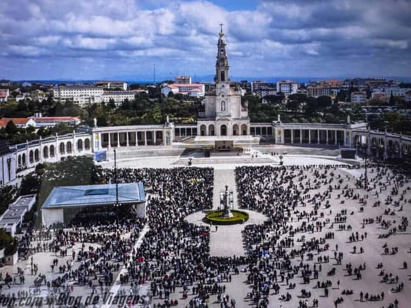 From Lisbon: Fátima, Nazaré & Óbidos Special Van Tour - Key Points