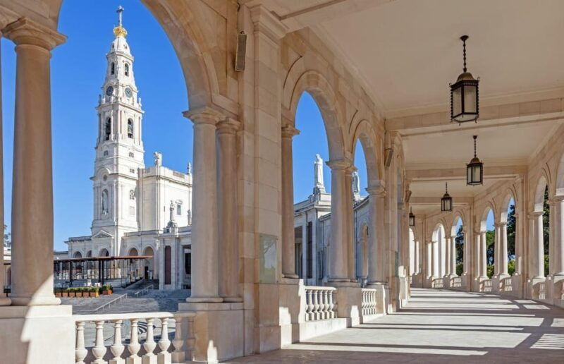 from-lisbon-fatima-nazare-sintra-3-cities-guided-tour