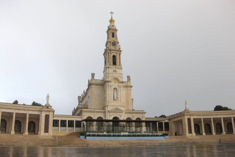 from-lisbon-fatima-sanctuary-private-day-tour