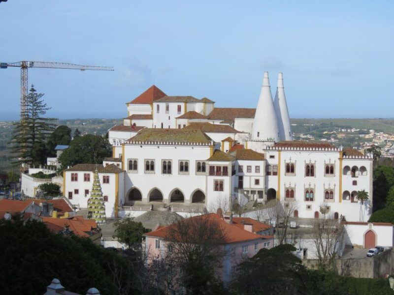 from-lisbon-full-day-guided-tour-to-sintra