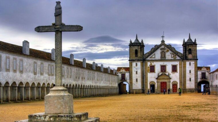 from-lisbon-or-sesimbra-4x4-tour-to-cape-espichel