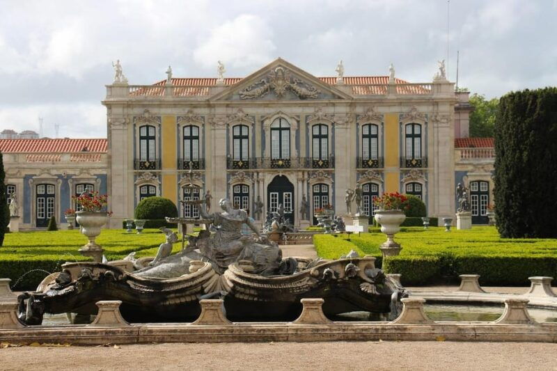 from-lisbon-palacio-nacional-de-queluz-private-tour