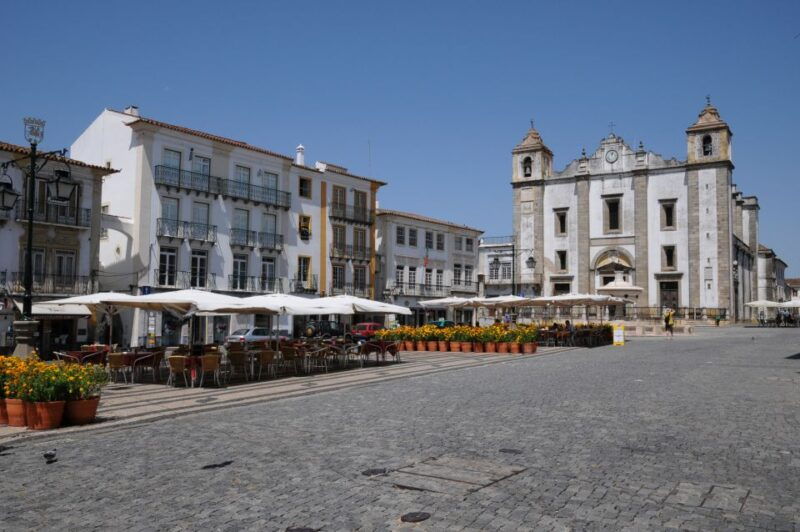 from-lisbon-private-customized-small-group-tour-to-evora