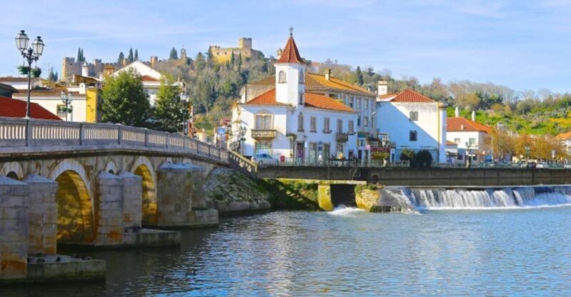From Lisbon: Private Full-Day Tour to Tomar and Coimbra - Exploring Tomar: Knights and Monastic Marvels