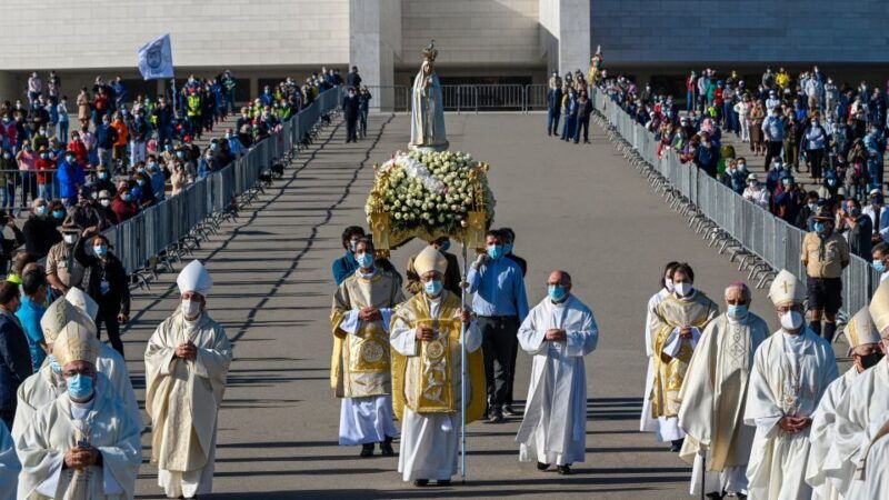 from-lisbon-private-sanctuary-of-fatima-half-day-trip