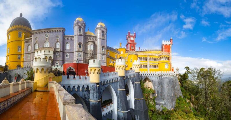 from-lisbon-sintra-highlights-and-pena-palace-full-day-tour