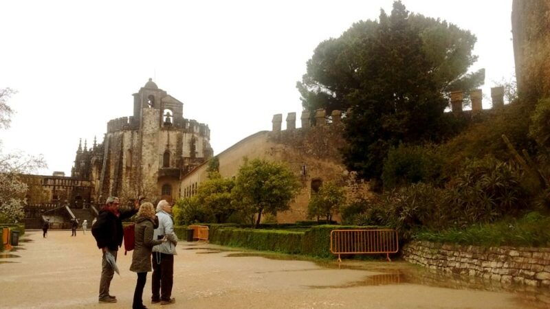 from-lisbon-tomar-christ-convent-almourol-castle-tour