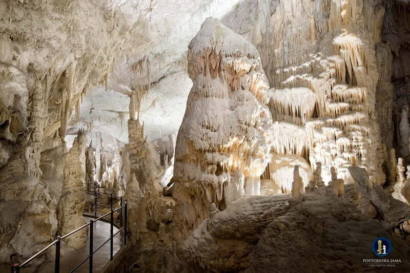 From Ljubljana: Lake Bled, Postojna Cave and Predjama Castle - Key Points