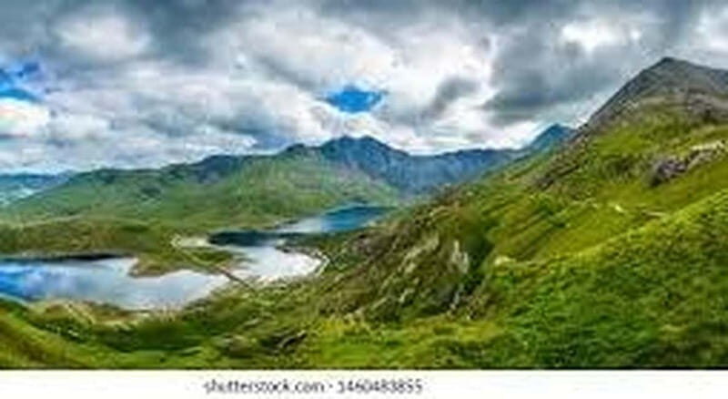 From London: 2-Day North Wales Trip with Hotel Stay - Key Points
