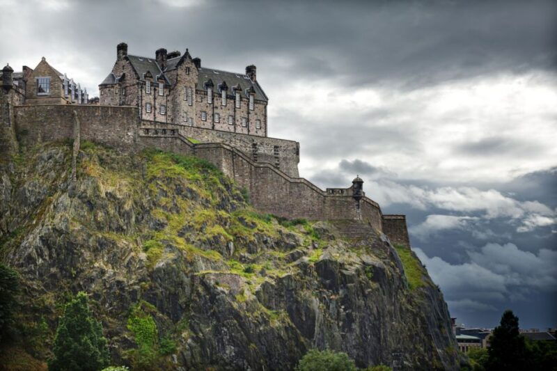 from-london-day-trip-to-edinburgh-by-rail-with-castle-entry