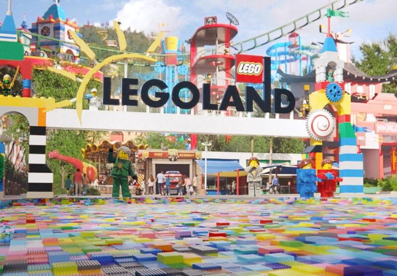 from-london-legoland-windsor-resort-entry-coach-transfer