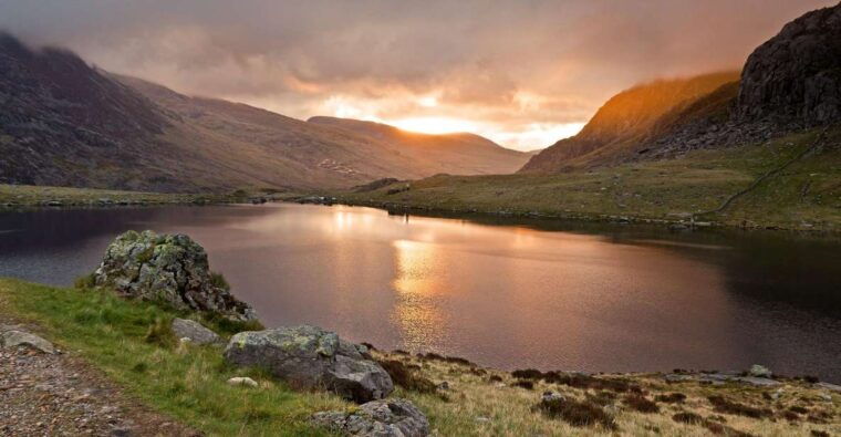 from-london-north-wales-snowdonia-caernarfon-castle-tour