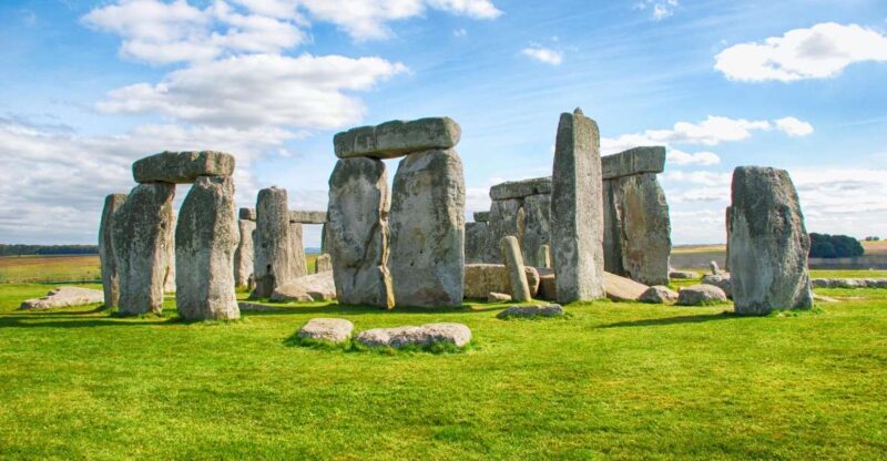 From London: Private Trip to Stonehenge with Hotel Transfer - Is It Worth the Price?  