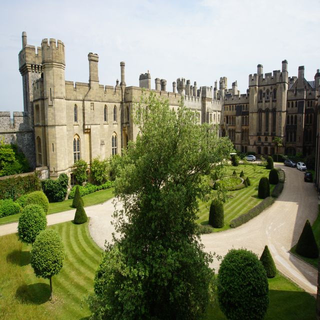 from-london-skip-the-line-windsor-castle-private-car-trip