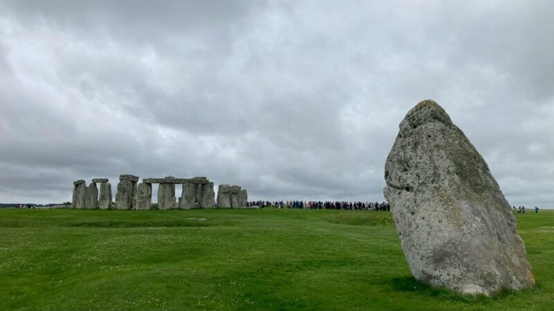 from-london-stonehenge-day-trip-with-audioguide