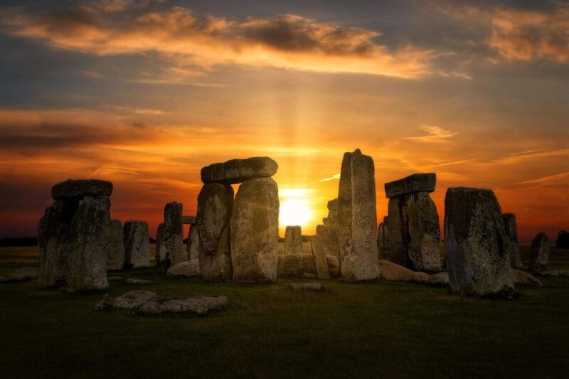 from-london-stonehenge-day-trip-with-audioguide