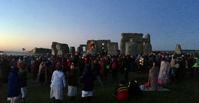 from-london-stonehenge-summer-solstice-sunrise-shuttle