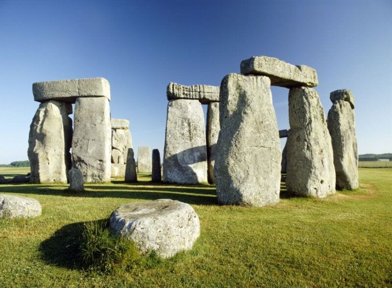 from-london-stonehenge-windsor-and-salisbury-guided-tour