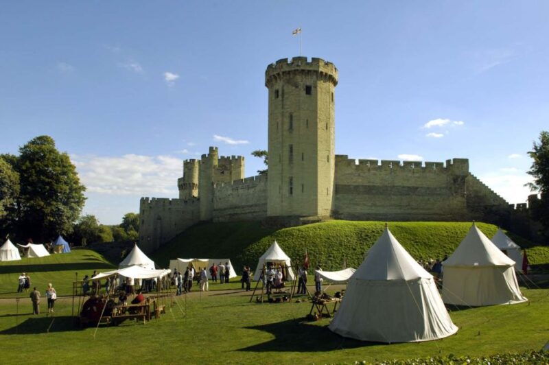 from-london-warwick-castle-day-trip-by-rail