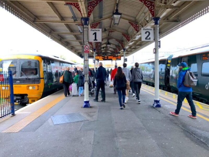 from-london-windsor-castle-full-day-guided-tour-by-train