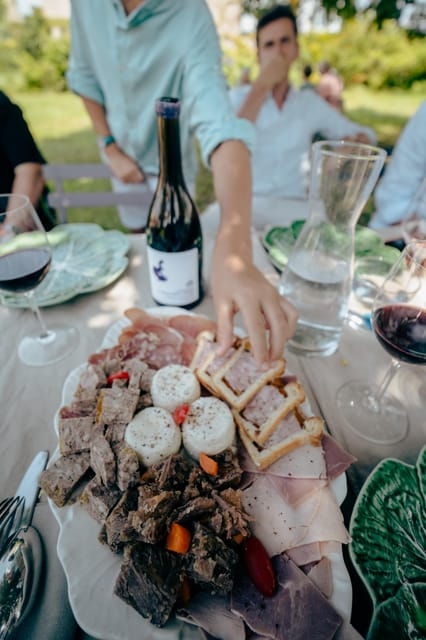 from-lyon-beaujolais-burgundy-private-tour-by-defender