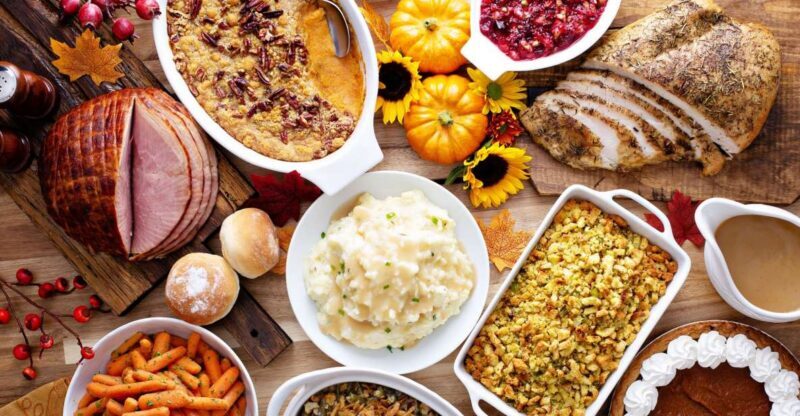 From Ma'alaea: Thanksgiving Dinner Cruise Aboard the Calypso - An Honest Look at the Thanksgiving Cruise Experience