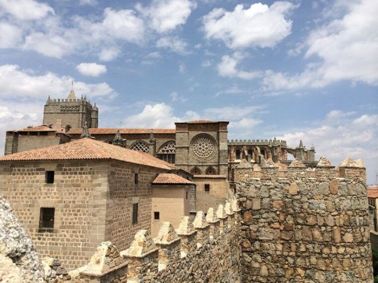 from-madrid-day-trip-to-segovia-avila-toledo