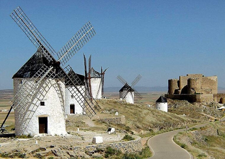 from-madrid-day-trip-to-toledo-and-don-quixote-windmills