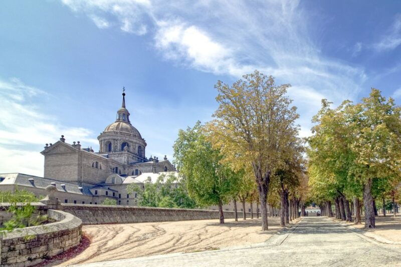 from-madrid-el-escorial-and-valleys-basilica-half-day-tour