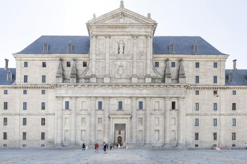 from-madrid-escorial-monastery-valley-of-the-fallen-trip