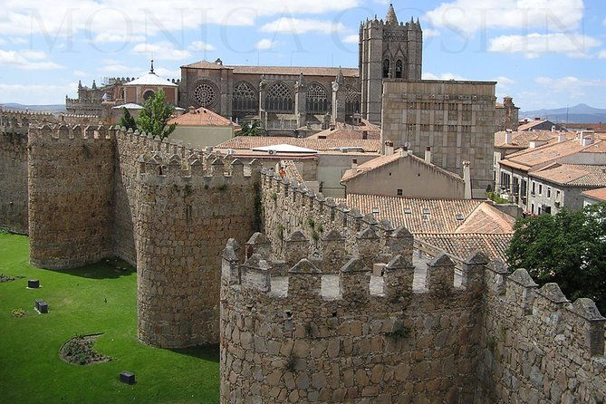 from-madrid-full-day-avila-and-segovia-combo-tour-with-transportation-2