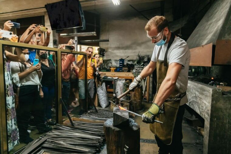 from-madrid-guided-day-trip-to-toledo-by-bus