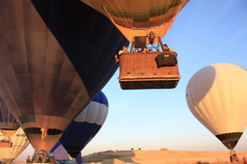from-madrid-hot-air-balloon-over-segovia-with-transfer