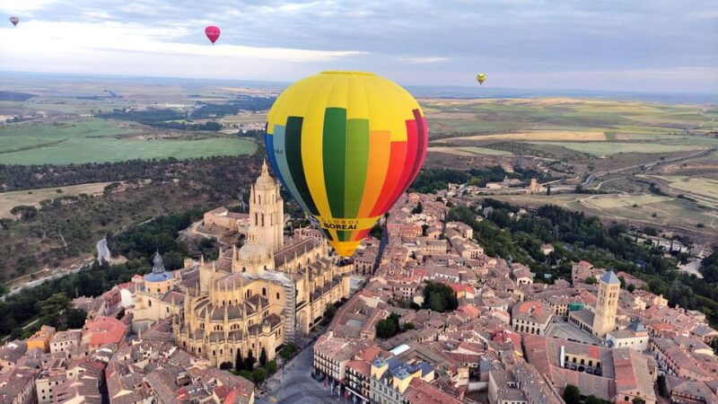 from-madrid-hot-air-balloon-ride-in-segovia-with-pickup