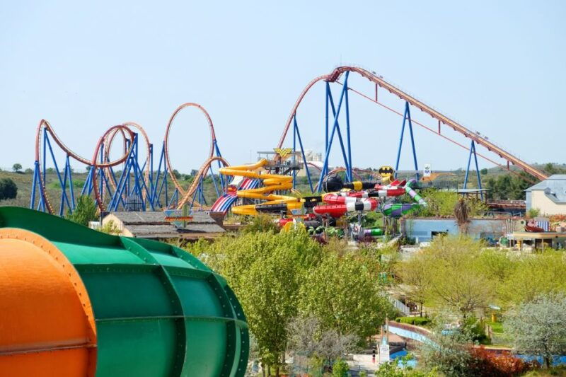 from-madrid-parque-warner-beach-water-park-transport