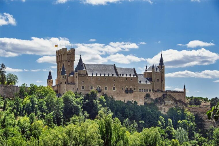 from-madrid-segovia-highlights-private-half-day-tour
