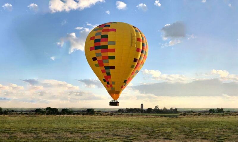 from-madrid-segovia-hot-air-balloon
