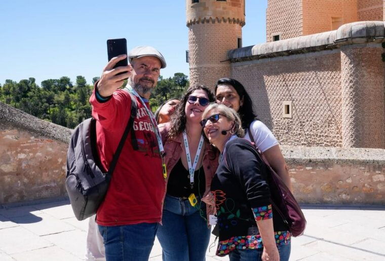 from-madrid-segovia-tour-with-cathedral-and-alcazar-entry