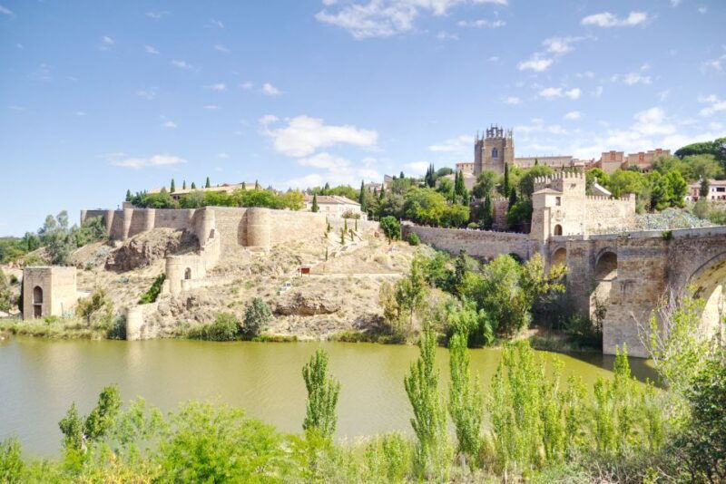 from-madrid-toledo-and-segovia-guided-day-trip