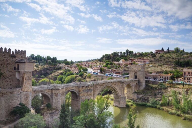 from-madrid-toledo-and-segovia-guided-day-trip
