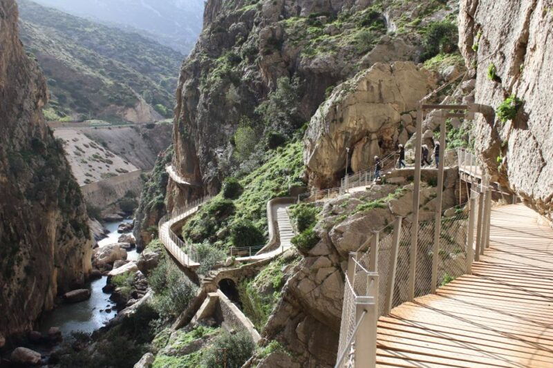 from-malaga-caminito-del-rey-and-lake-swimming-private-tour