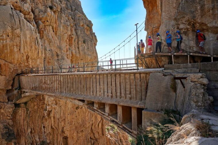 from-malaga-caminito-del-rey-and-lake-swimming-private-tour